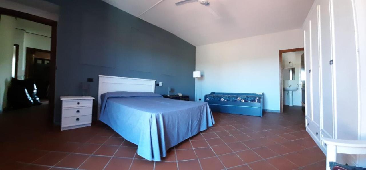 Luni Agriturismo Calendiluna מראה חיצוני תמונה